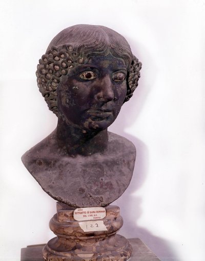 Antiquité romaine : buste de dame romaine de Pompéi (1er siècle apr. J.-C.) - Roman