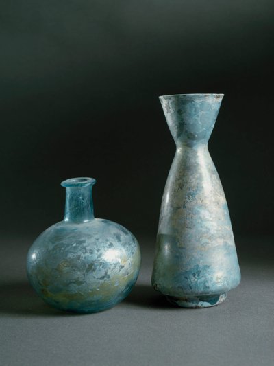 Art romain : vases en verre d