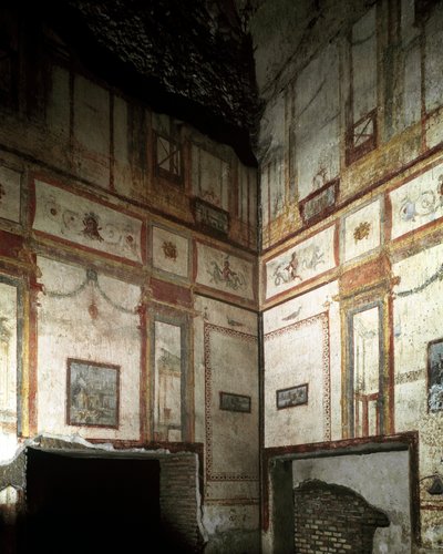 Art romain : vue intérieure de la domus aurea ou Maison Dorée : palais impérial de la Rome antique, construit par Néron. Rome, Italie - Roman