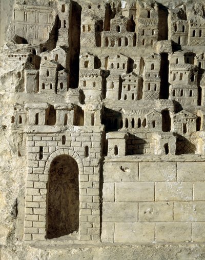 Art romain : bas-relief représentant une ville. 2ème siècle après J.-C. - Roman