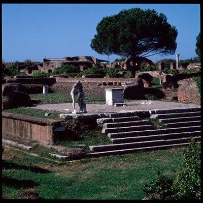 Art romain : vue des ruines du temple d