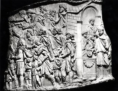 Scène sacrificielle, un moulage tiré de la colonne Trajane, 113 après J.-C. - Roman
