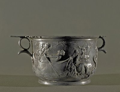 Skyphos en argent, 2ème siècle avant JC - Roman
