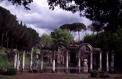 Vue du canal de Canopus, construit en 118-128 après J.-C. - Roman