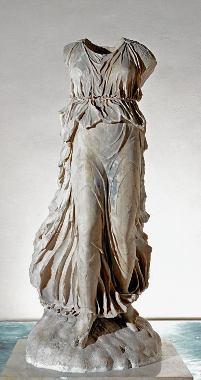 Statue en marbre blanc de Nike - Roman