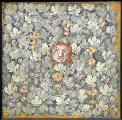 Masque sur des feuilles de vigne et des grappes de raisin, 1ère moitié du 1er siècle après J.-C. - Roman Pompeian wall painting.