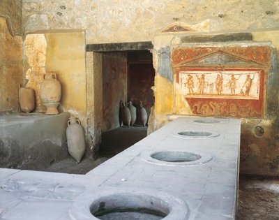 Italie, région de Campanie, Pompéi, Thermopolium dans la Via dell