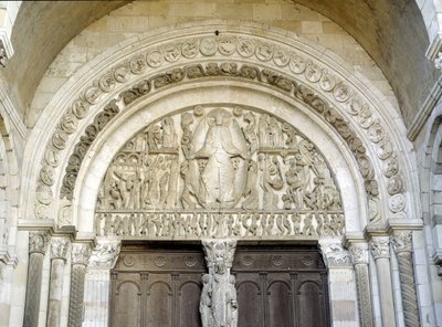 Jugement dernier, tympan sculpté de la Cathédrale Saint-Lazare d