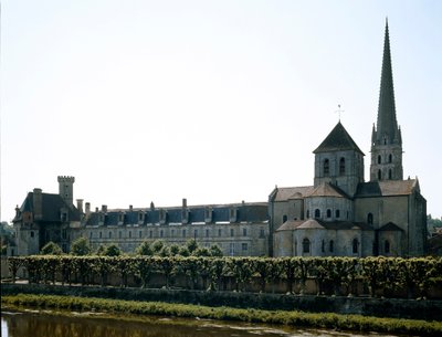 Art roman: vue de la basilique de Saint-Savin-sur-Gartempe - Romanesque