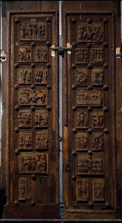 Art roman : porte en bois du milieu du XIIe siècle de l