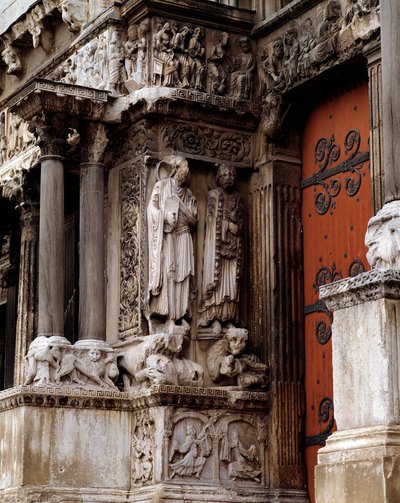Saint Jean et Saint Pierre, portail central de la façade ouest - Romanesque