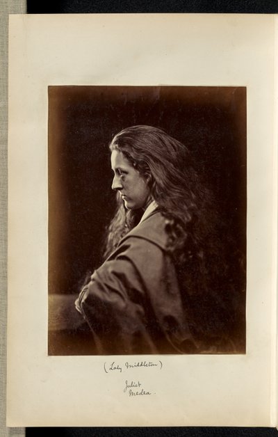 Lady Middleton dans le rôle de "Juliette Médée". - Ronald Ruthven Leslie Melville