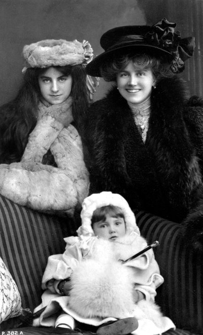 Ellaline Terriss 1872-1971, actrice et chanteuse anglaise, 1908 - Rotary Photo