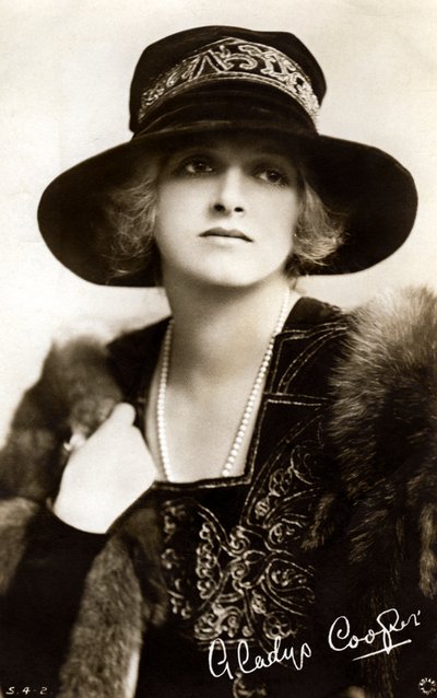 Gladys Cooper 1888-1971, actrice anglaise, début du 20e siècle - Rotary Photo
