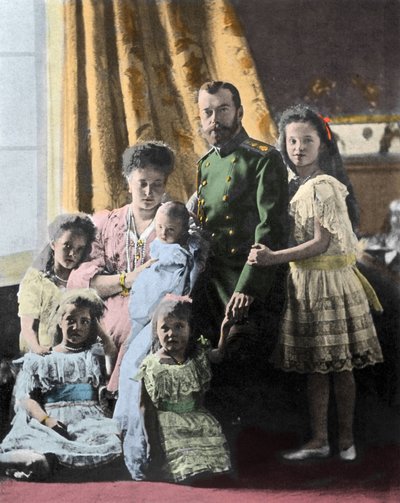 Portrait de famille du Tsar Nicolas II (1868-1918) de Russie - Photographie vers 1904-1905 - Russian Photographer