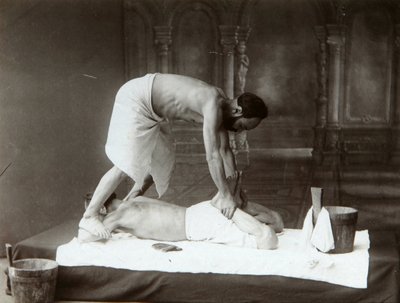 Le Bain Oriental. Massage. Photo Albumin par Dmitri Ivanovich Yermakov (1845-1916) - Russian Photographer