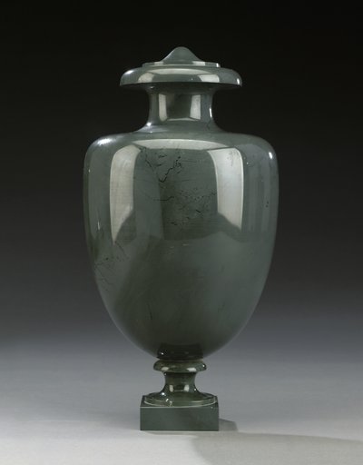 Un des deux vases Kalkan, Peterhof, c.1800 - Russian School