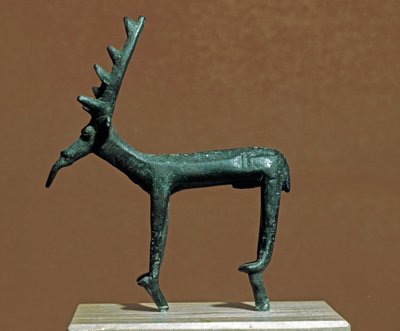 Culture nuragique sarde : statuette en bronze du cerf d