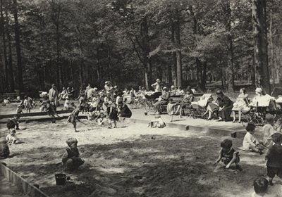 Berlin : Tiergarten (photo n/b) - Sasha Stone