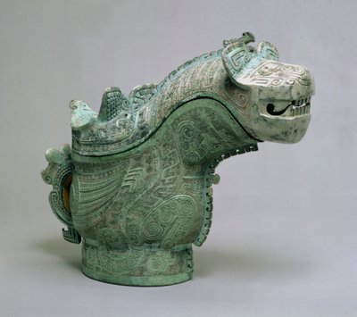 Vase rituel couvert 