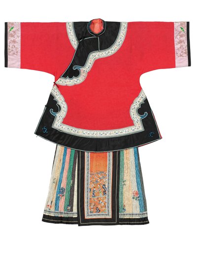 Robe informelle rouge et jupe tablier - School Chinese