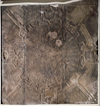 Antiquité égyptienne : Le Zodiaque. Bas-relief du plafond de la chapelle est d