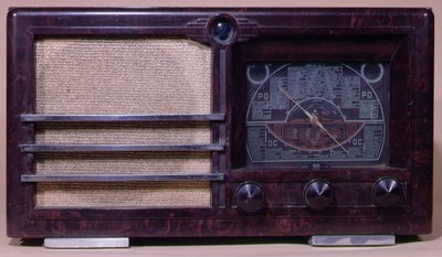 Récepteur radio Sonora CR2 avec 5 valves - School French