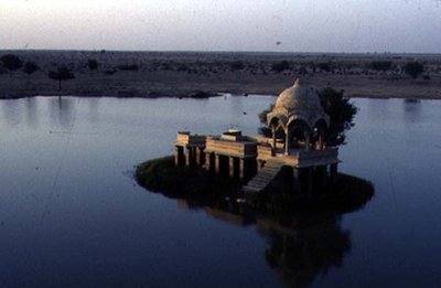 Jag Mandir sur le lac Pichola - School Indian