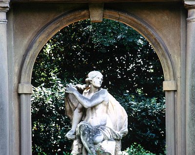 Statue de Vénus, dans les jardins de la Villa la Pietra - School Italian