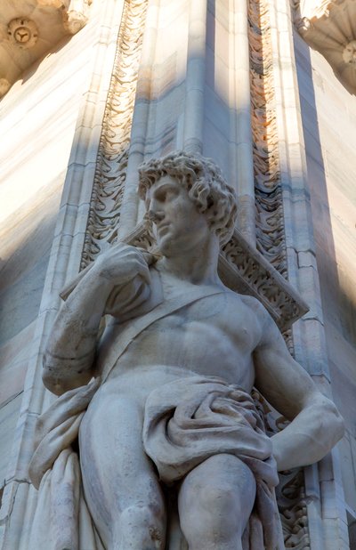 Télamon de la façade de la cathédrale de Milan, Lombardie, Italie (détail) - School Italian