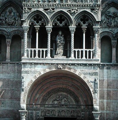 Façade ouest, commencée dans les années 1130 et achevée au XVe siècle (détail) - School Italian
