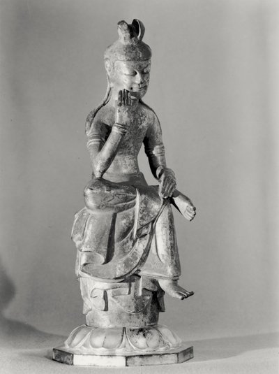 Bodhisattva assis en posture méditative, c.645-794 (bronze doré) (photo n&b) - Japanese School