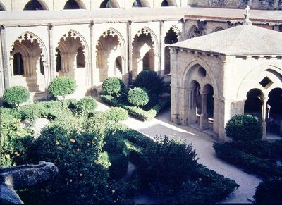 Vue du cloître - School Spanish