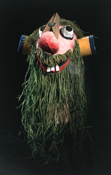 Masque de Carnaval, Dieu du Rhin - School Swiss