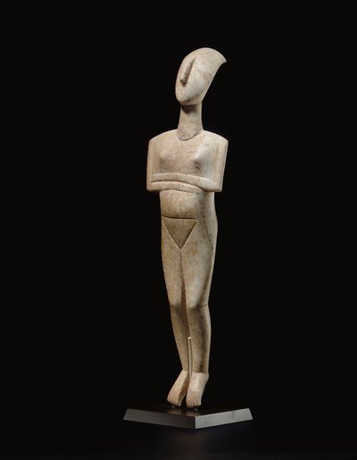 Figure féminine cycladique allongée, pièce maîtresse du Maître Schuster, Cycladique ancien II, vers 2400 av. J.-C. - Schuster Master
