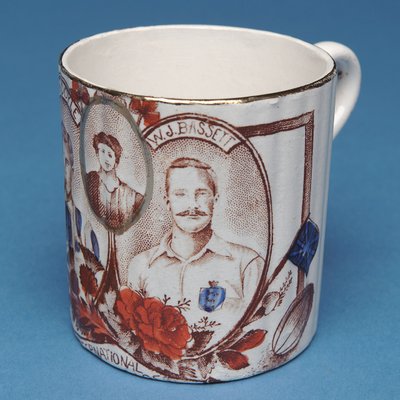 Chope souvenir Angleterre contre Écosse (céramique) - Scottish School