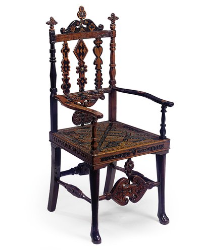 Fauteuil ouvert incrusté et sculpté avec un patchwork de diverses phrases, début du 19ème siècle - Scottish School