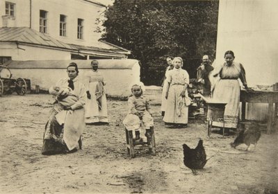 Faire de la confiture dans la cour de la maison de Léon Tolstoï, Yasnaya Polyana, près de Tula, Russie - Sophia Andreevna Tolstaya