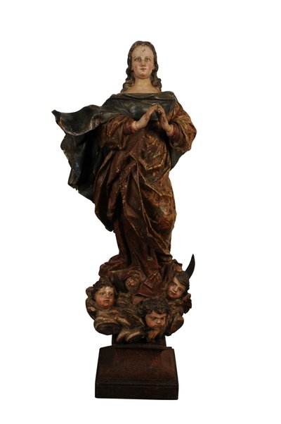 Sculpture en bois de la Vierge de l