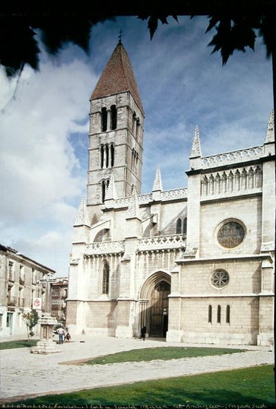 Église de Santa Maria la Antigua - Spanish School