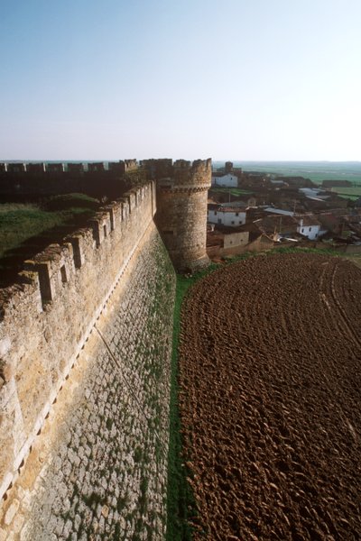 Vue des remparts - Spanish School