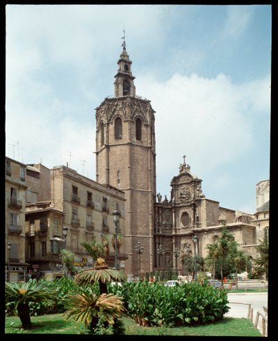 Vue du clocher Micalet de la cathédrale de Valence, 1381-1429, Espagne - Spanish School