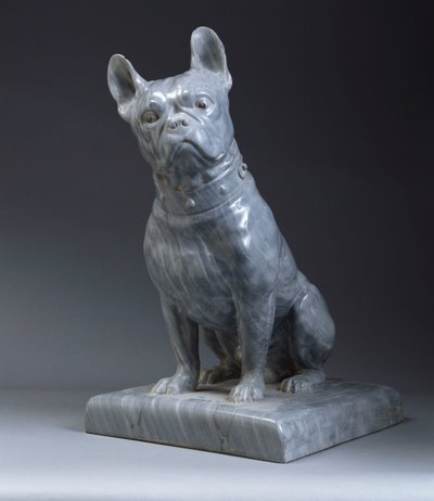 Figure en marbre gris d