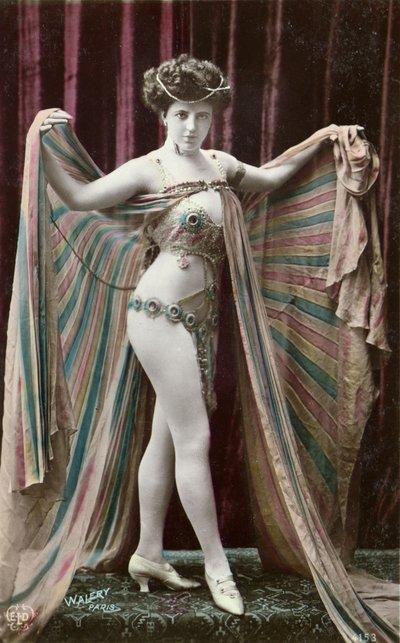 Carte postale représentant une danseuse orientale - Stanislaus Walery