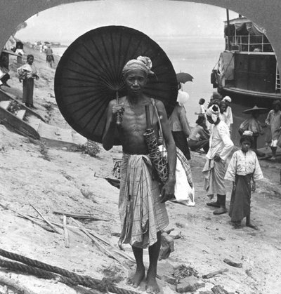 Un vieil homme du peuple Shan de Haute-Birmanie - Stereo Travel Co