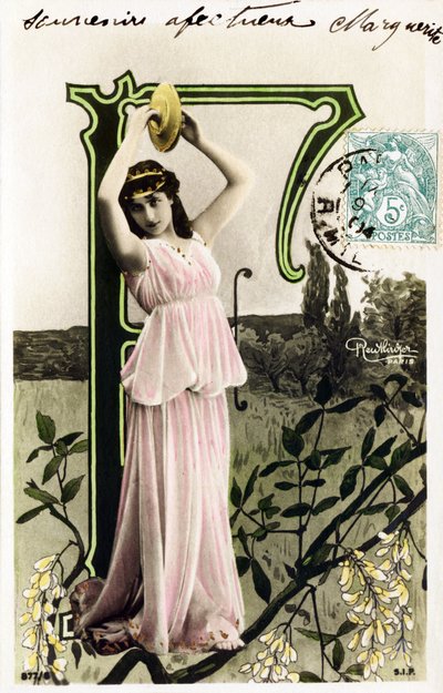 F : Mlle Beauregard, artiste des années 1900 - Alphabet en carte postale - Studio Reutlinger