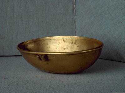 Civilisation sumérienne : coupe ovale en or. Dim. 15 cm, Bagdad, Musée national d