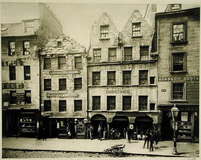 Close No.193, High Street, Glasgow - T. and R. Annan and Sons