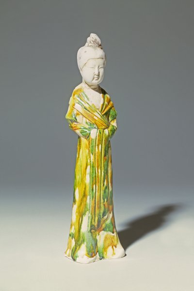 Figure en poterie pâle sancai d