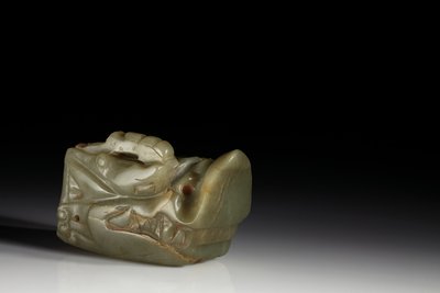 La tête de dragon en jade Junkunc - Tang Dynasty Chinese School
